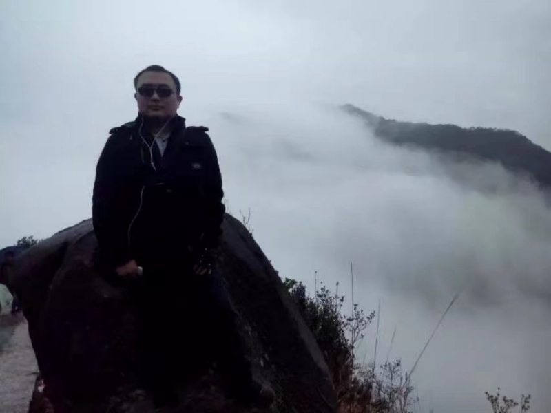 如影随形的第三张照片--龙岩交友中心